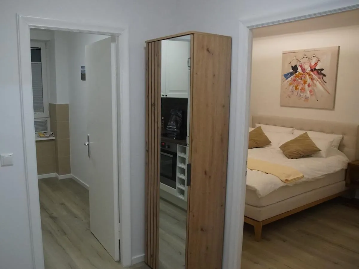 2-Room Apartment With Balcony View Of Aussenalster Hamburgo Alemania