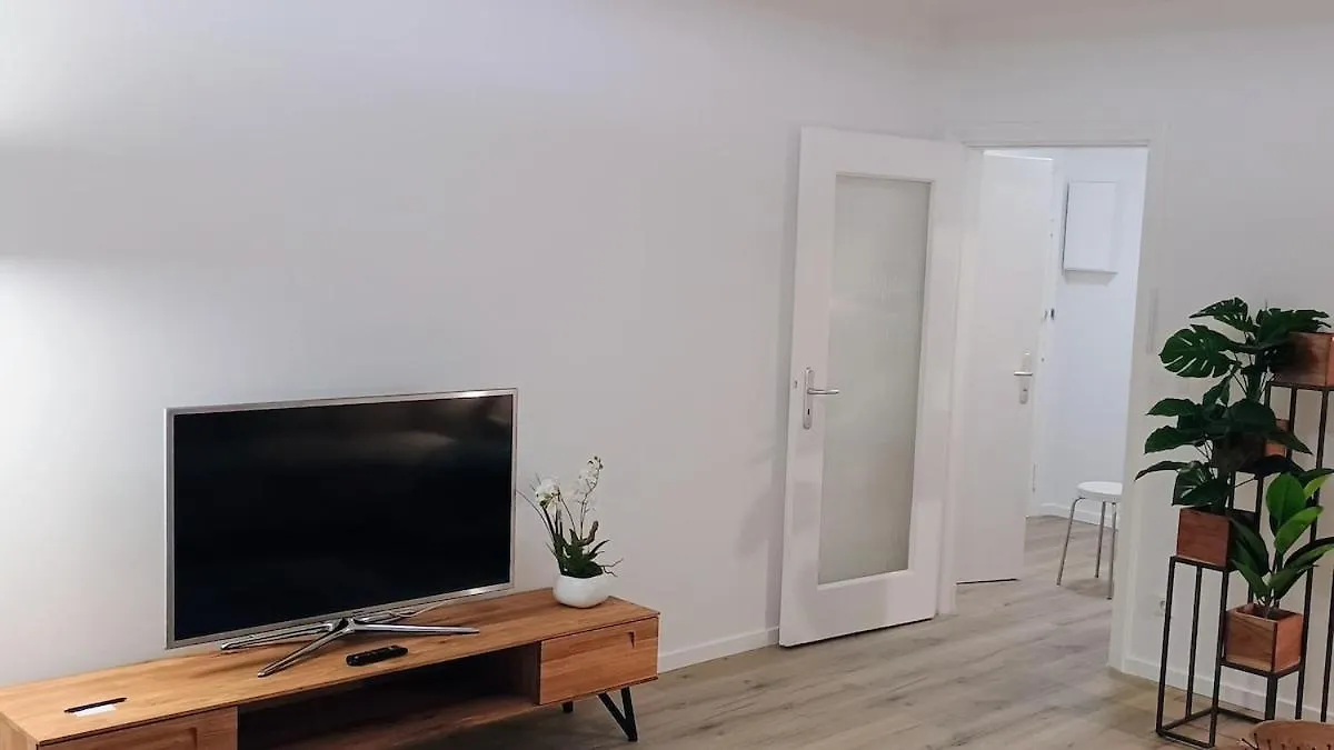 2-Room Apartment With Balcony View Of Aussenalster Hamburgo 0*,