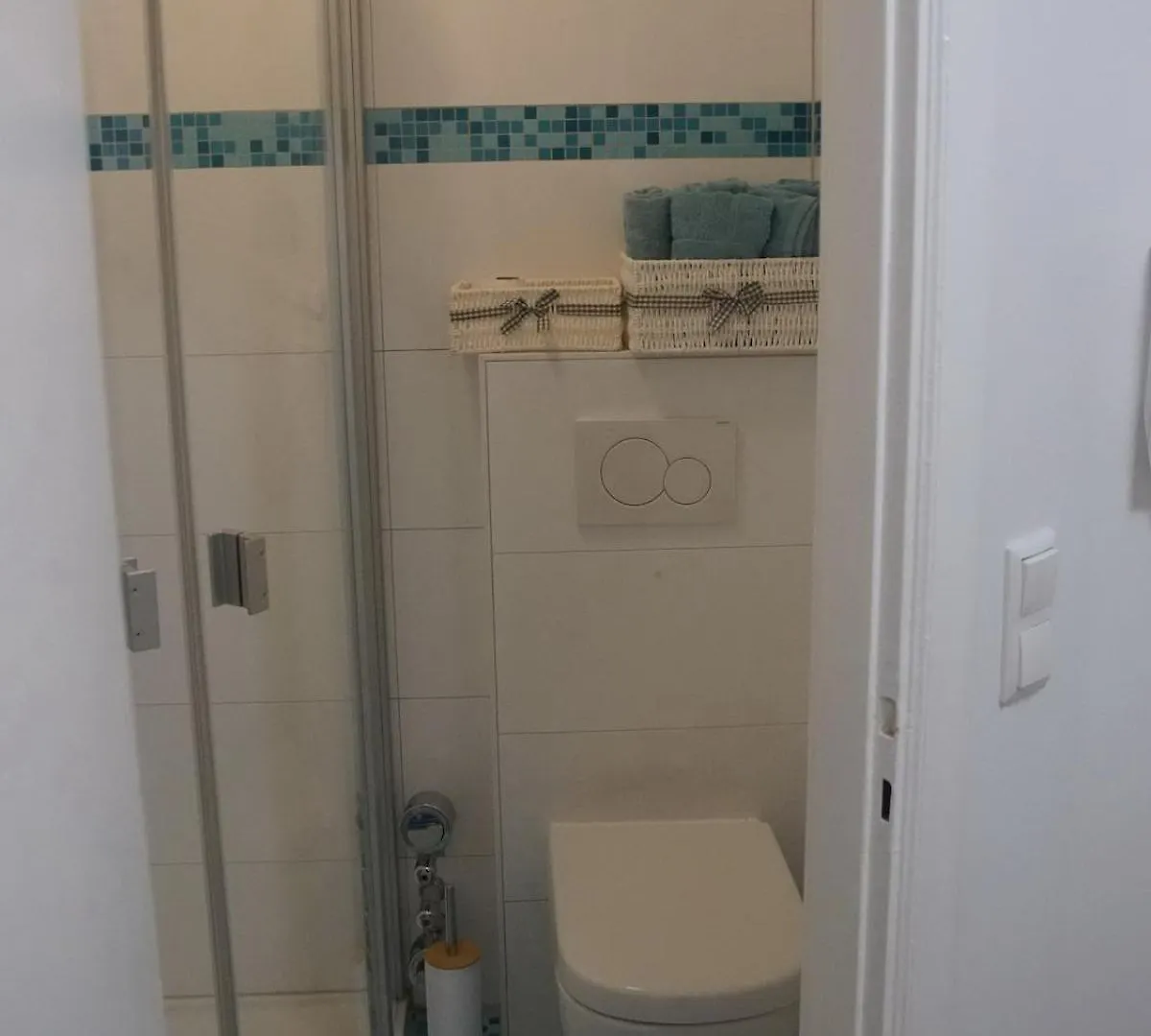 2-Room Apartment With Balcony View Of Aussenalster Hamburgo