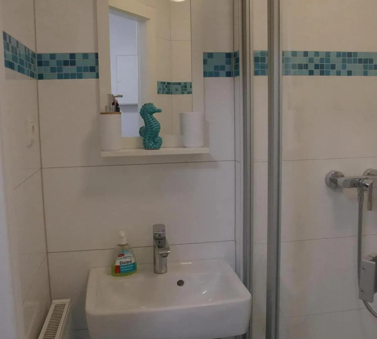2-Room Apartment With Balcony View Of Aussenalster Hamburgo